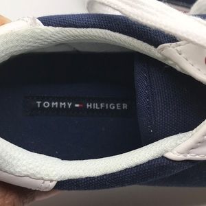 tommy hilfiger felipe sneaker